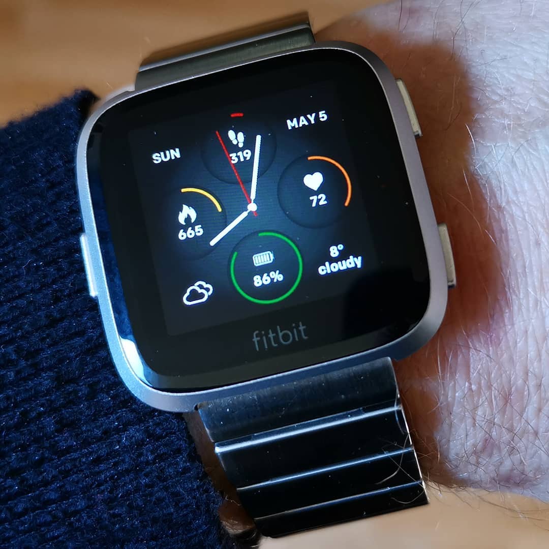 Rings - Fitbit Clock Face on Fitbit Versa